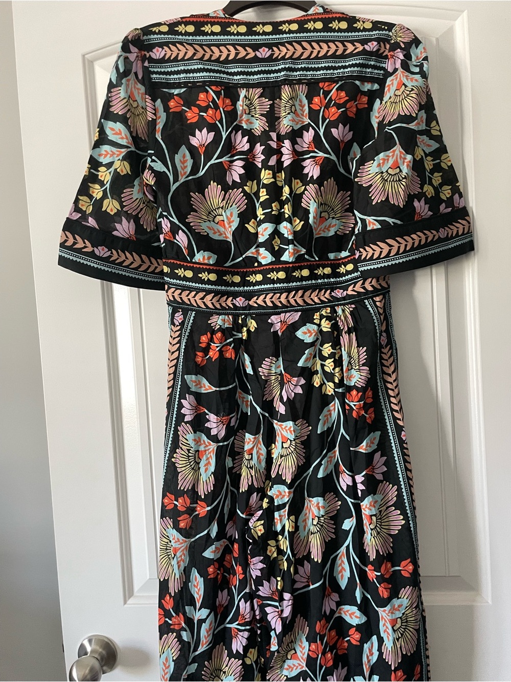 FARM Rio Black Floral Embroidered V-Neck Maxi Dress - Picture 10 of 10